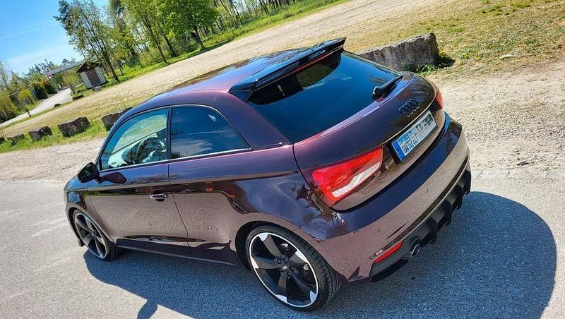 Gebraucht Audi A1 Sport 95 PS (69 kW) 2015 Violett Kleinwagen