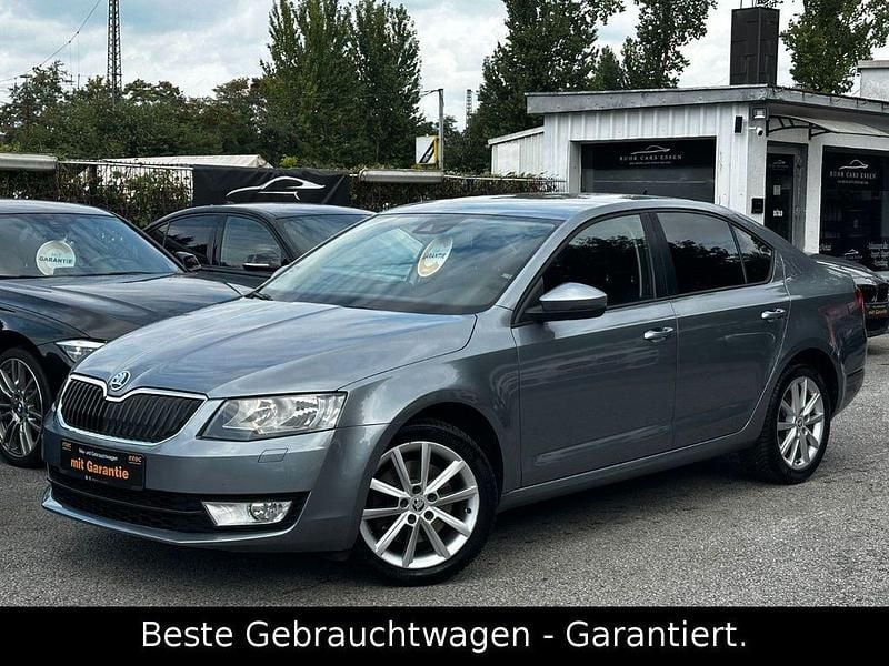 Grau Gebraucht 2013 Skoda Octavia Elegance Limousine | 8.900 € (Guter Preis) - Bild 1/4