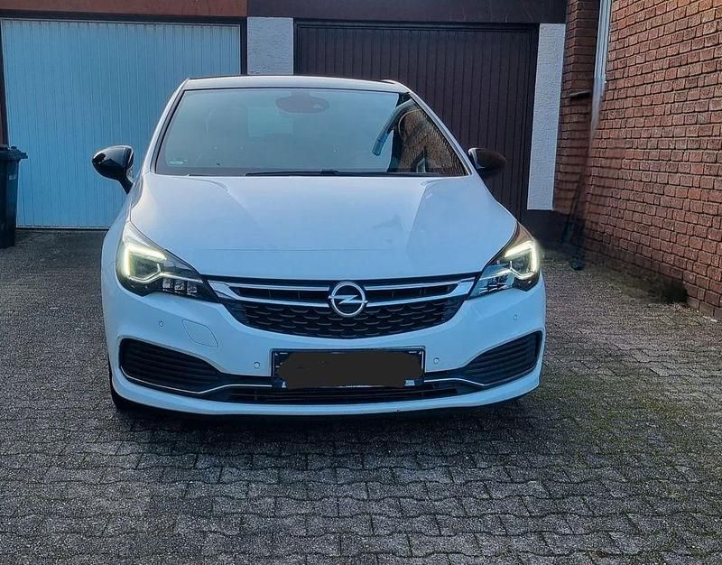Gebraucht Opel Astra 125 PS (91 kW) 2019 Weiß Limousine