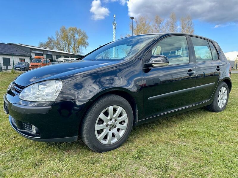 Schwarz Gebraucht 2004 VW Golf IV Comfortline Limousine | 1.300 € (Superpreis) - Bild 1/4