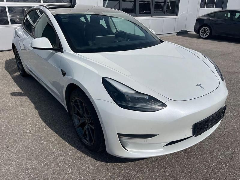 Gebraucht Tesla Model 3 366 kW (498 PS) 2021 Weiß Limousine