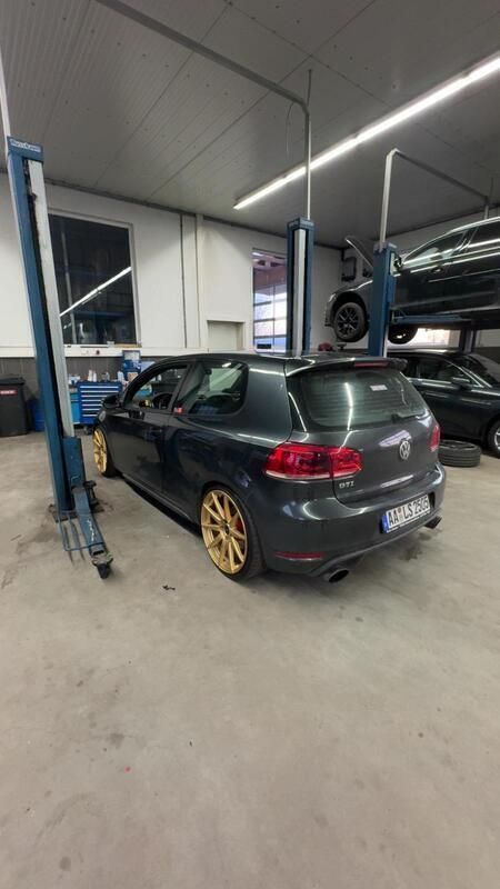 Grau Gebraucht 2012 VW Golf VI GTI | 8.800 € (Fairer Preis) - Bild 1/4