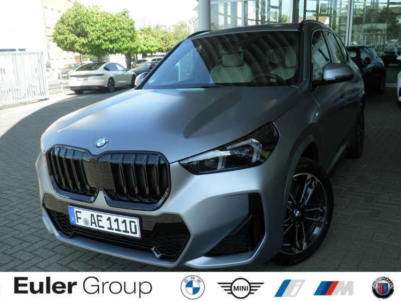 Frozen pure grey metallic Gebraucht 2025 BMW X1 Performance SUV | 57.699 € - Bild 1/4