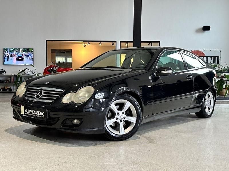 Schwarz Gebraucht 2005 Mercedes C180 Coupé | 780 € (Superpreis) - Bild 1/4