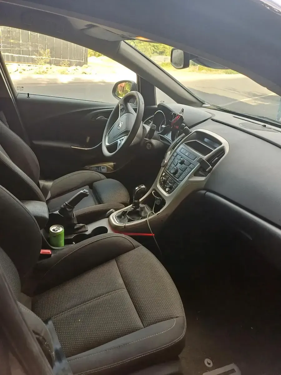 Gebraucht Opel Astra Sport 131 PS (96 kW) 2012 Braun Kombi
