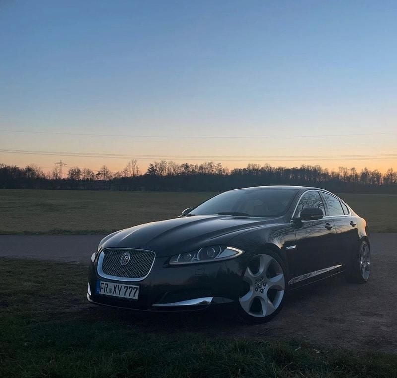 Gebraucht Jaguar XF 200 PS (147 kW) 2014 Schwarz Limousine