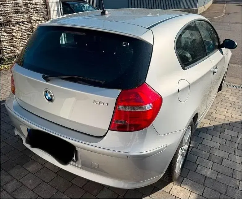 Gebraucht BMW 116 122 PS (89 kW) 2008 Silber Kleinwagen