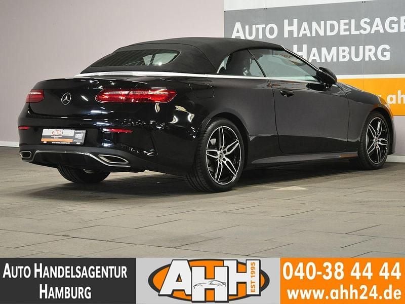 Gebraucht Mercedes E200 AMG 184 PS (135 kW) 2019 Schwarz Cabrio