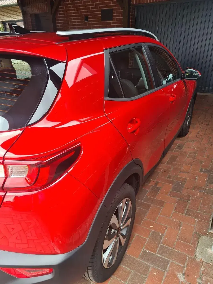 Gebraucht Kia Stonic Vision 84 PS (61 kW) 2022 Rot SUV