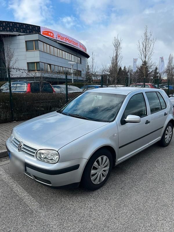 Gebraucht VW Golf IV 75 PS (55 kW) 2002 Silber Kleinwagen