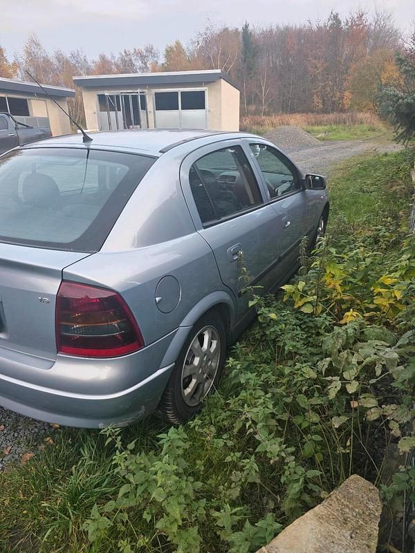 Gebraucht Opel Astra 101 PS (74 kW) 2003 Andere farben Kleinwagen
