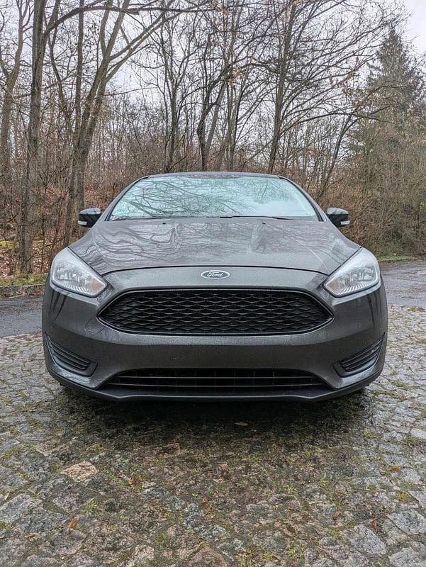 Gebraucht Ford Focus 100 PS (73 kW) 2016 Grau Kombi