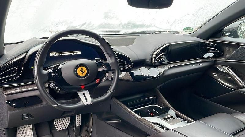 Second-hand Ferrari Purosangue 725 CP (533 kW) 2023 Negru SUV