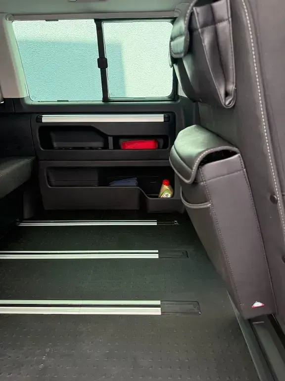 Gebraucht VW Multivan 114 PS (83 kW) 2019 Schwarz Van / Kleinbus