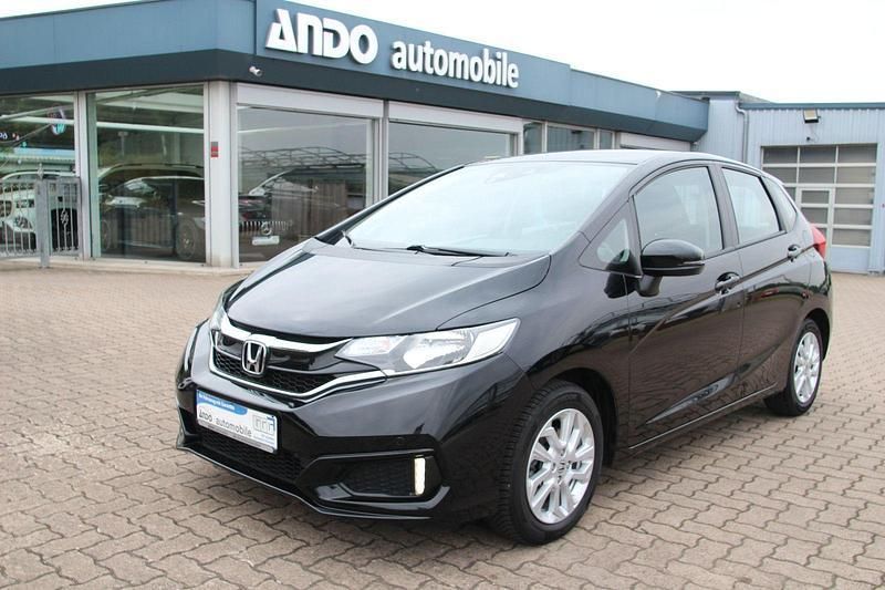 Schwarz Gebraucht 2018 Honda Jazz Comfort Kleinwagen | 12.990 € (Fairer Preis) - Bild 1/4