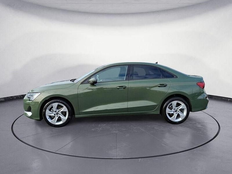 Gebraucht Audi A3 Advanced 116 PS (85 kW) 2025 Distriktgrün metallic Limousine