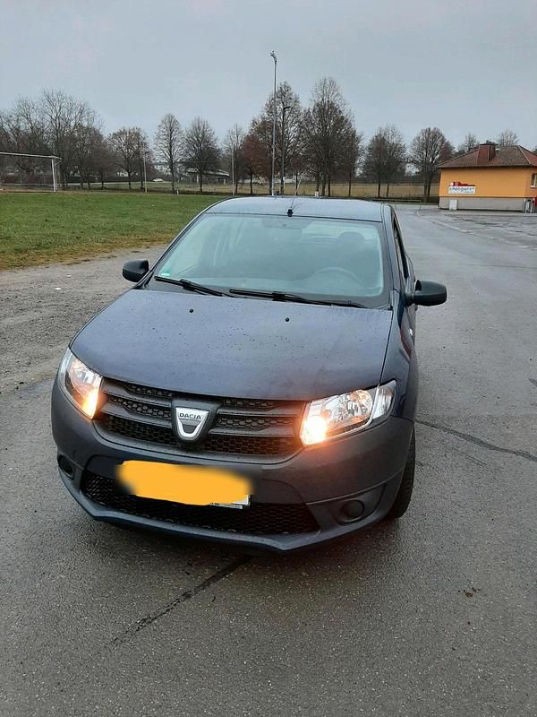 Gebraucht Dacia Sandero 73 PS (53 kW) 2015 Blau Kleinwagen