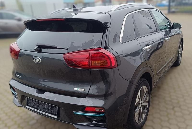 Gebraucht Kia e-Niro Plus 150 kW (204 PS) 2021 Grau SUV