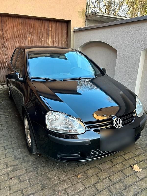 Gebraucht VW Golf V 102 PS (75 kW) 2005 Schwarz Kleinwagen