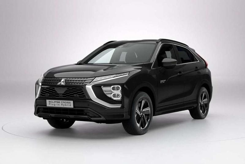 Schwarz Gebraucht 2025 Mitsubishi Eclipse Cross Select SUV | 35.844 € - Bild 1/4