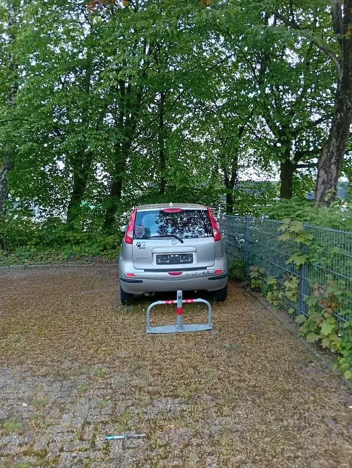 Gebraucht Nissan Note Visia 88 PS (64 kW) 2008 Silber Kleinwagen