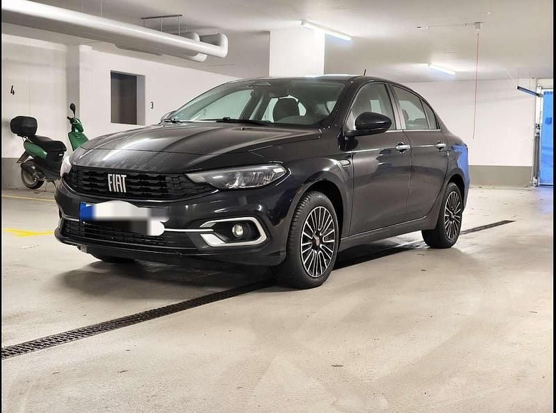 Gebraucht Fiat Tipo Urban 131 PS (96 kW) 2025 Schwarz Limousine