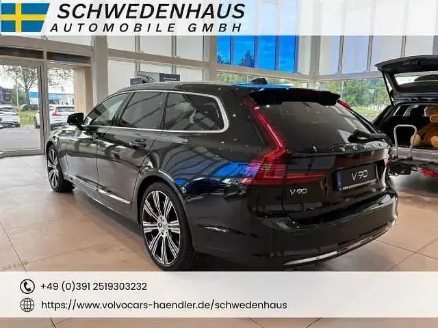 Gebraucht Volvo V90 145 PS (106 kW) 2025 Kombi