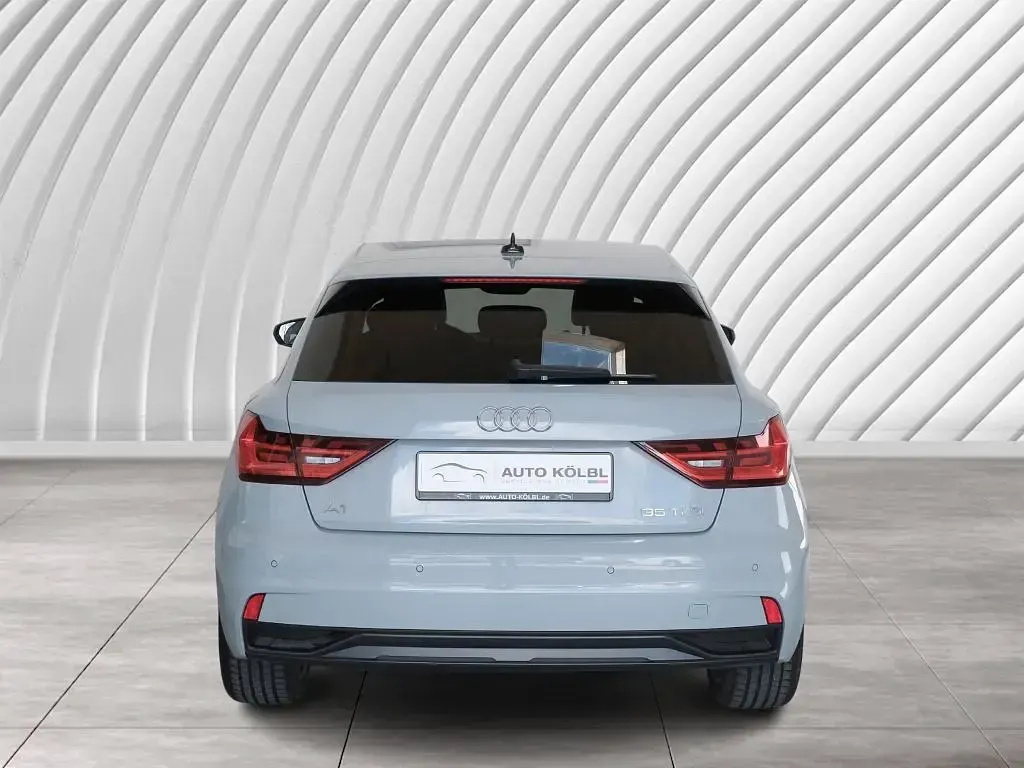 Gebraucht Audi A1 Sportback Advanced 150 PS (110 kW) 2021 Grau Kleinwagen