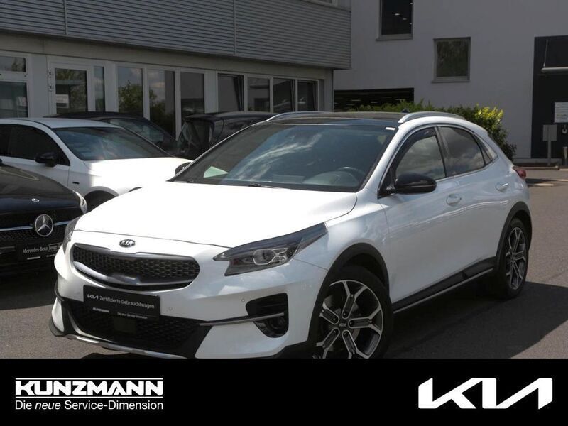 Deluxeweiß metallic Gebraucht 2019 Kia XCeed Platinum SUV | 18.673 € (Fairer Preis) - Bild 1/4