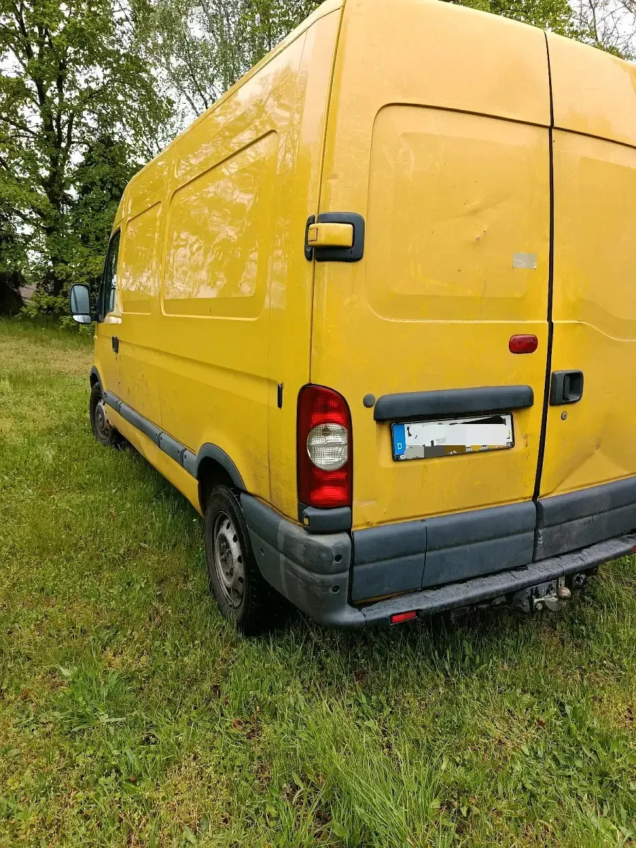 Używany Renault Master 2009 Żółty Sedan/Limuzyna
