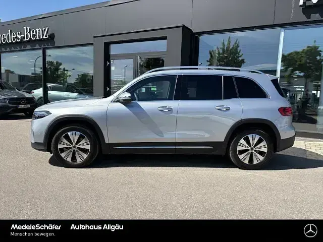 Gebraucht Mercedes EQB300 Progressive 167 kW (228 PS) 2025 Lack hightechsilber SUV