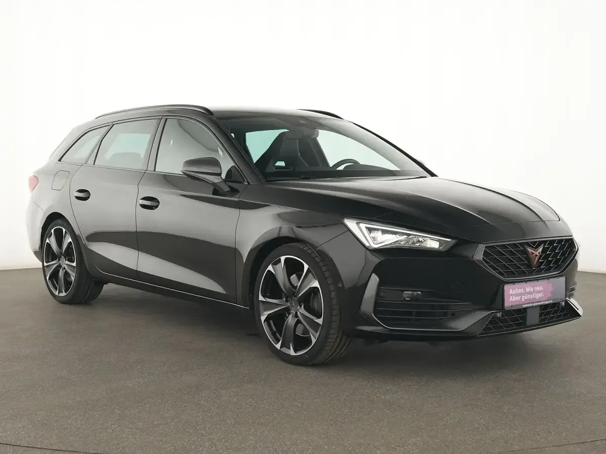 Second-hand Cupra Leon VZ 310 CP (228 kW) 2022 Negru Berlinǎ