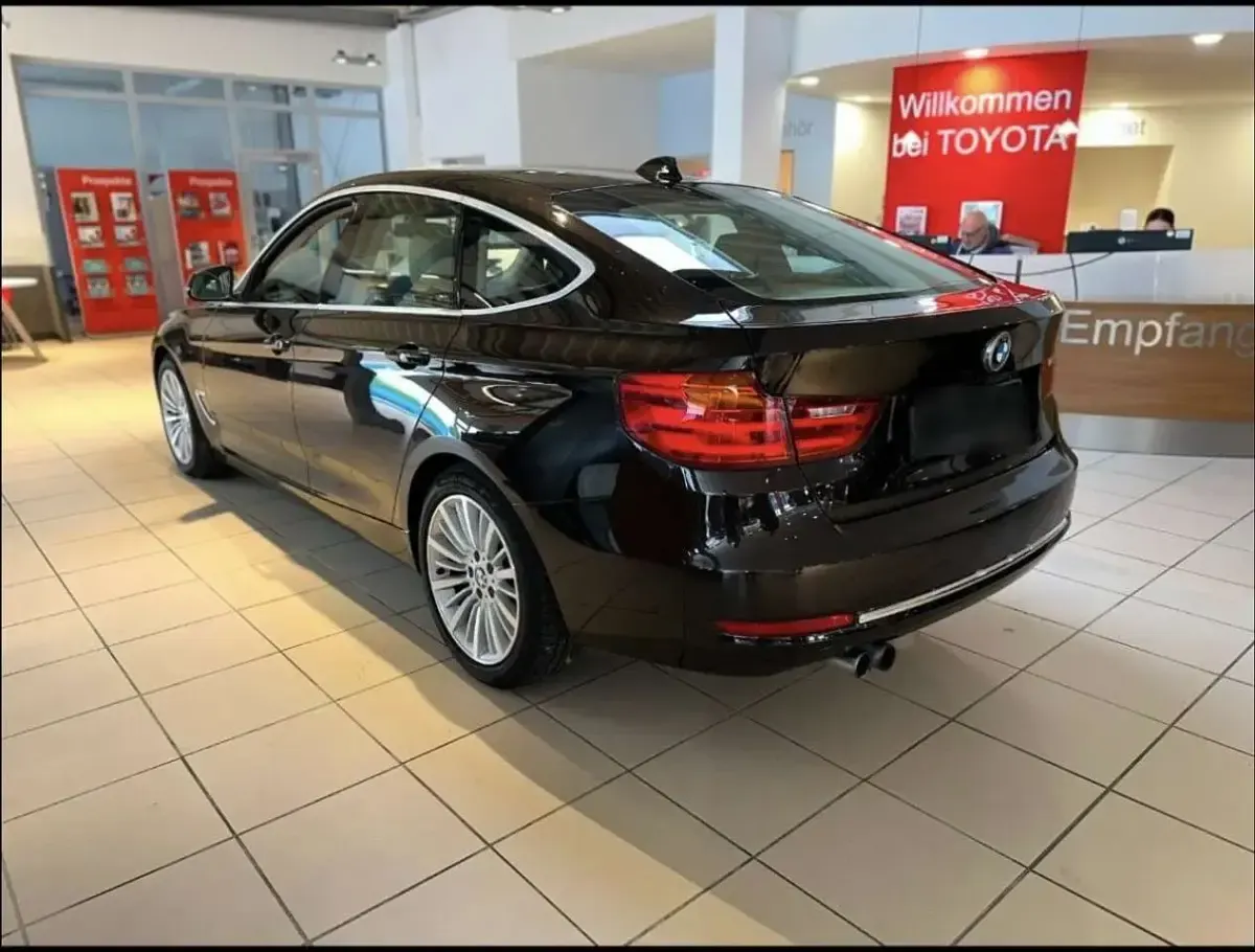 Gebraucht BMW 328 Luxury Line 245 PS (180 kW) 2013 Braun Limousine