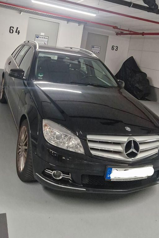 Gebraucht Mercedes C200 184 PS (135 kW) 2008 Schwarz Limousine