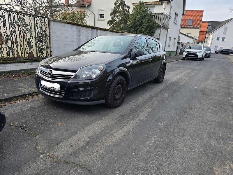 Gebraucht Opel Astra 60 PS (44 kW) 2009 Limousine