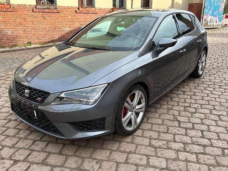 Second-hand Seat Leon Cupra 265 265 CP (194 kW) 2016 Gri Hatchback
