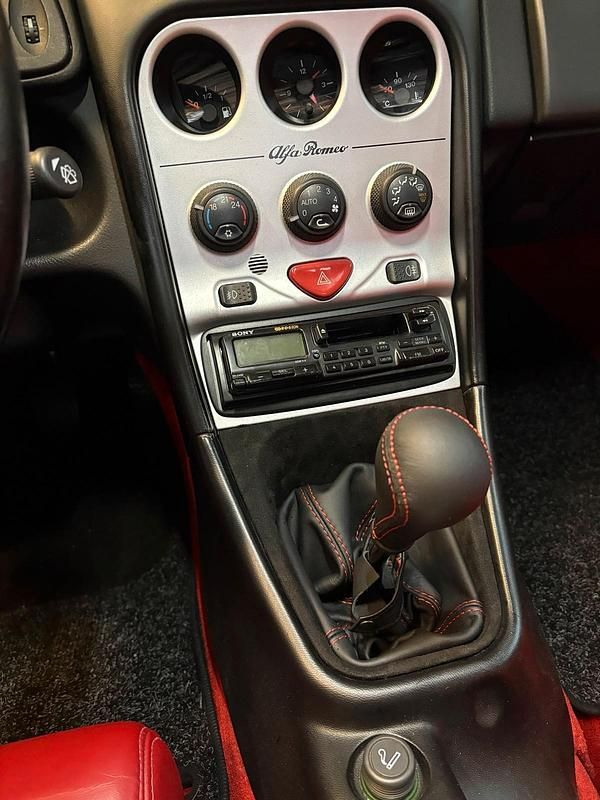 Gebraucht Alfa Romeo Spider Lusso 155 PS (114 kW) 1999 Andere farben Cabrio