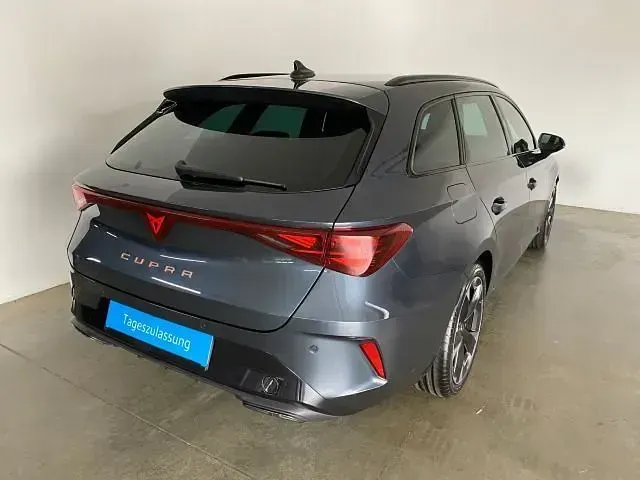 Neu Cupra Leon 150 PS (110 kW) 2026 Grau Kombi