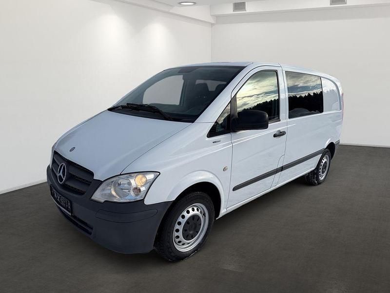 Arktikweiss Gebraucht 2013 Mercedes Vito Van | 12.980 € (Teuer) - Bild 1/4