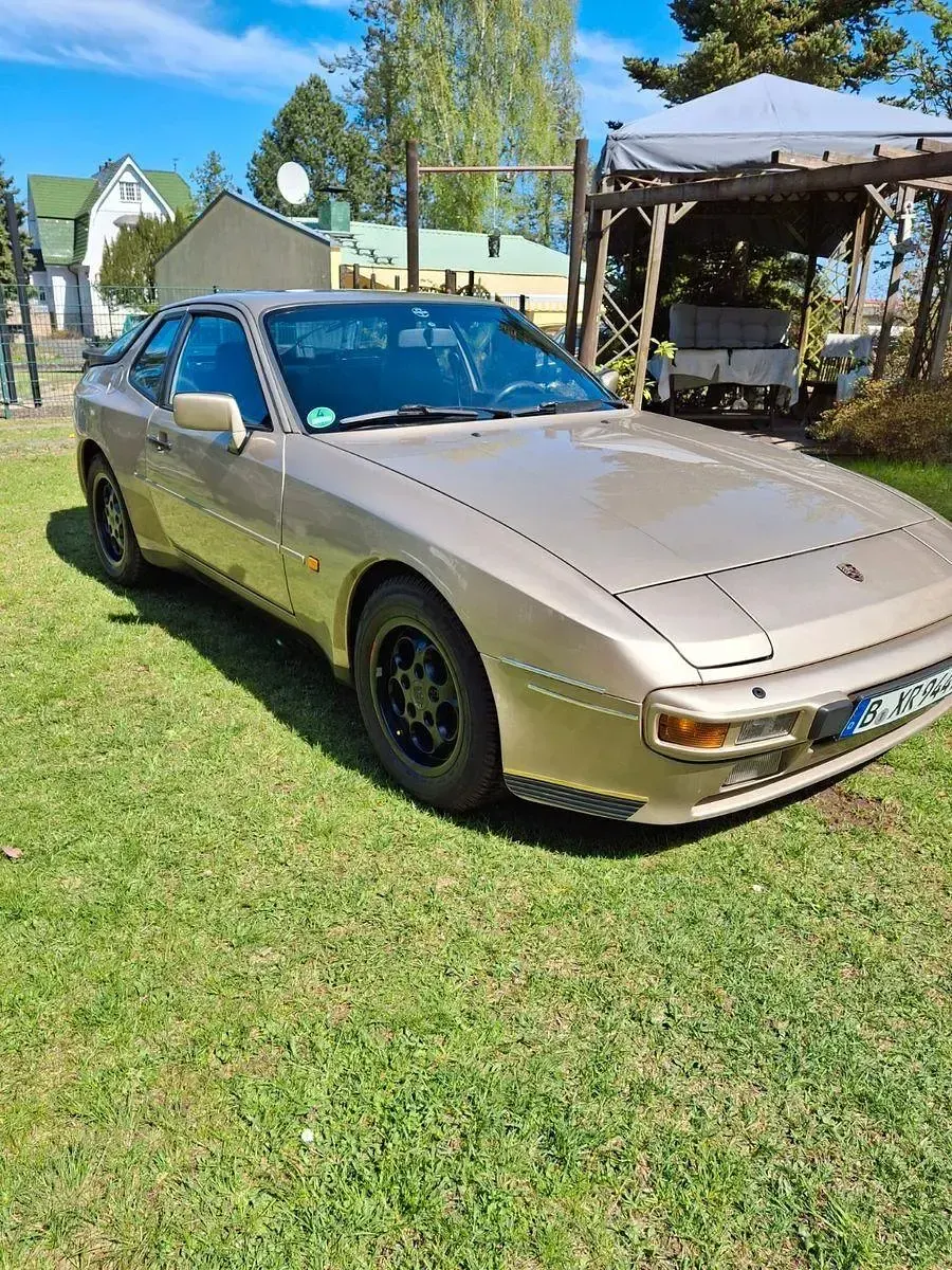 Gebraucht Porsche 944 163 PS (119 kW) 1986 Gold Coupé