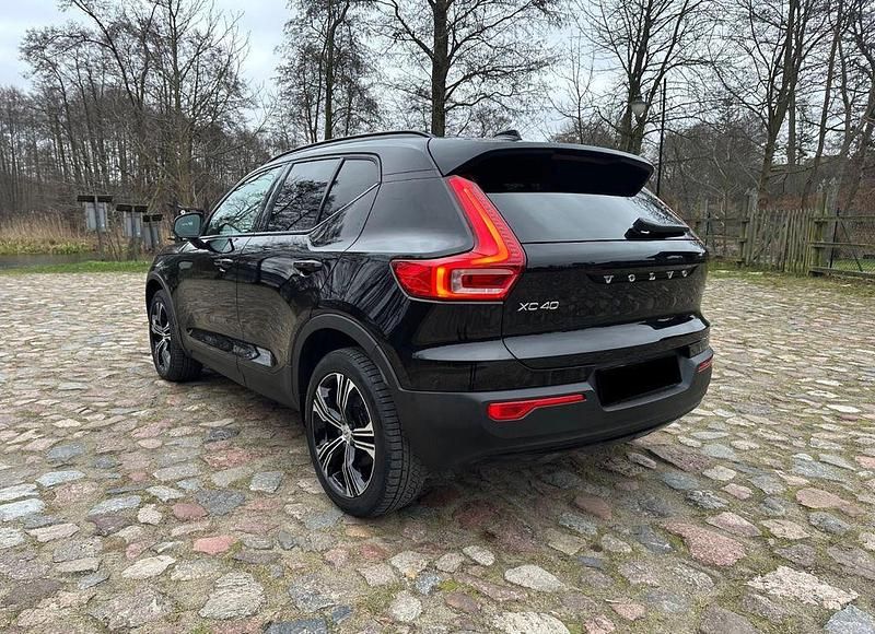 Gebraucht Volvo XC40 R-Design 163 PS (119 kW) 2020 Schwarz SUV