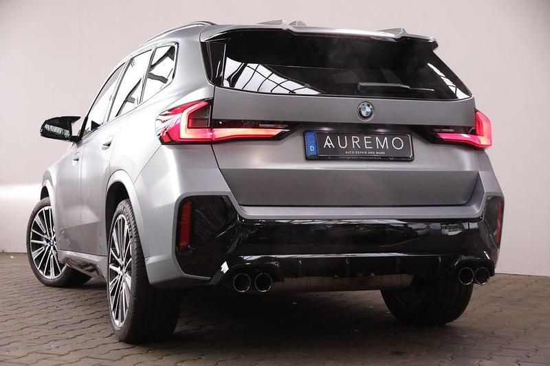 Gebraucht BMW M5 Performance 300 PS (220 kW) 2024 Grau Limousine