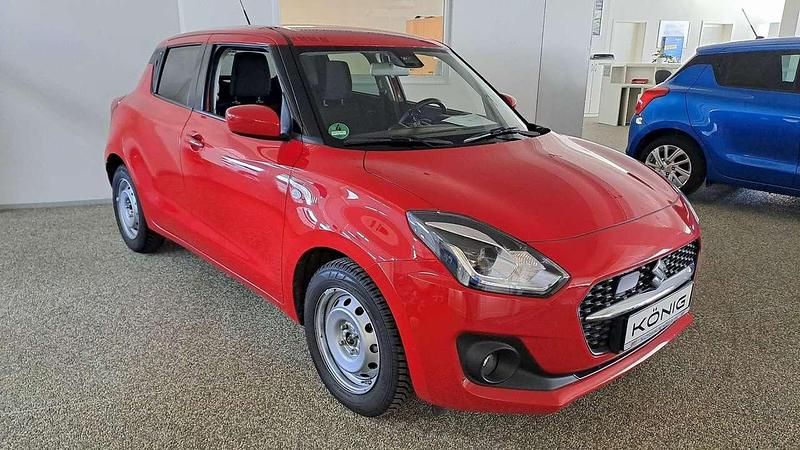 Gebraucht Suzuki Swift Comfort 83 PS (61 kW) 2023 Rot Kleinwagen