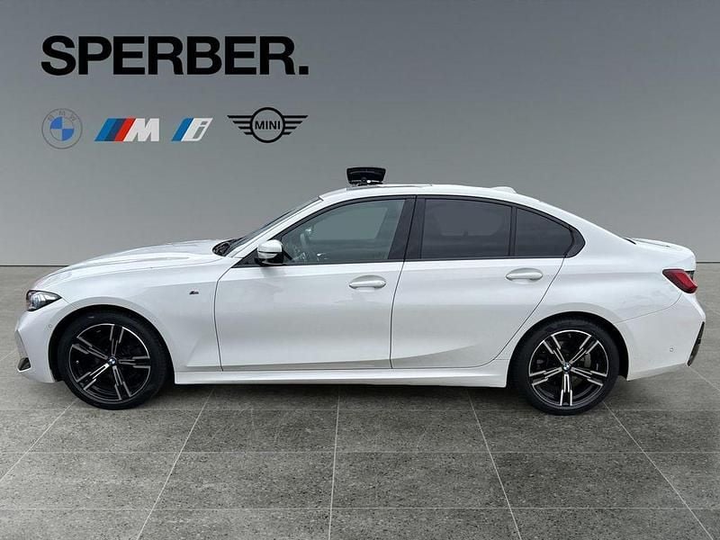 Gebraucht BMW 320 Performance 190 PS (139 kW) 2025 Weiß Limousine