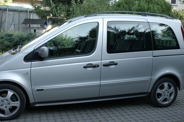 Gebraucht Mercedes Vaneo 124 PS (91 kW) 2003 Silber metallic Van / Kleinbus