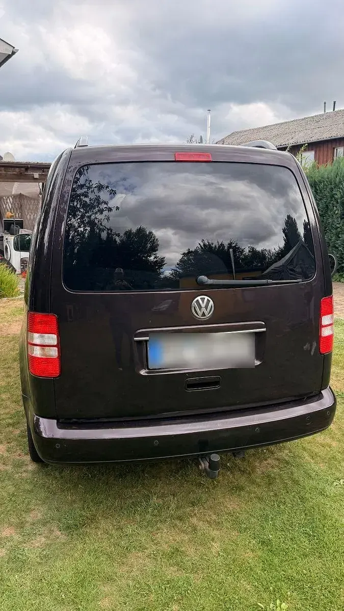 Gebraucht VW Caddy Maxi Edition 140 PS (102 kW) 2015 Schwarz Van / Kleinbus
