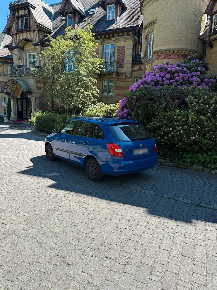 Używany Skoda Fabia 60 KM (44 kW) 2008 Niebieski Kombi
