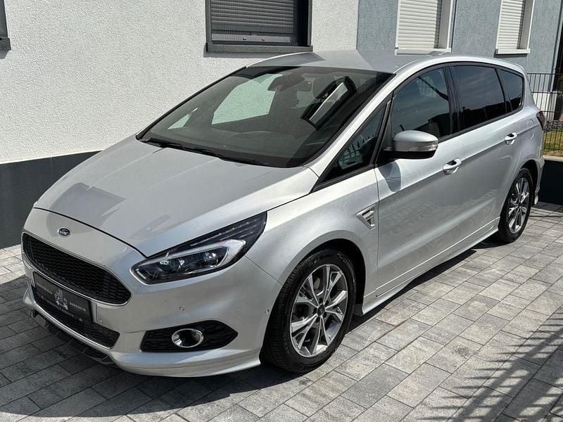 Silber Gebraucht 2018 Ford S-MAX ST-Line Van / Kleinbus | 16.450 € (Etwas zu teuer) - Bild 1/4