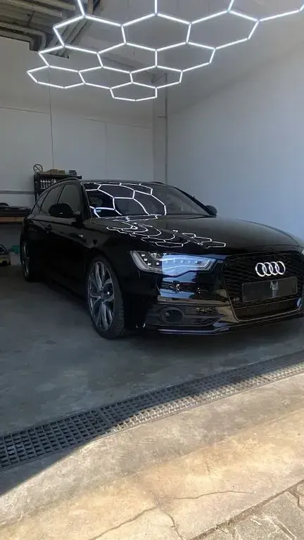 Gebraucht Audi A6 Comfort 313 PS (230 kW) 2014 Schwarz Kombi