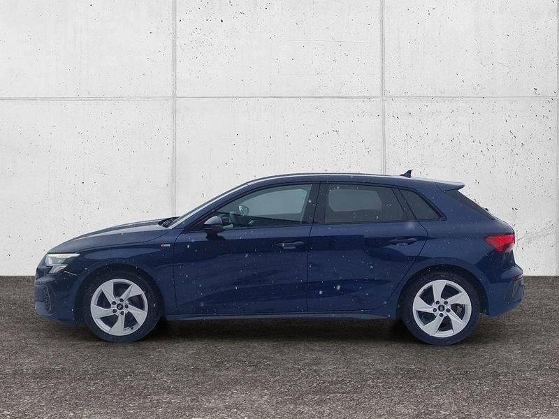 Gebraucht Audi A3 S-Line 150 PS (110 kW) 2022 Navarrablau metallic Limousine